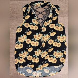 No Boundaries Black Sleeveless Sunflower Button-Front Top
